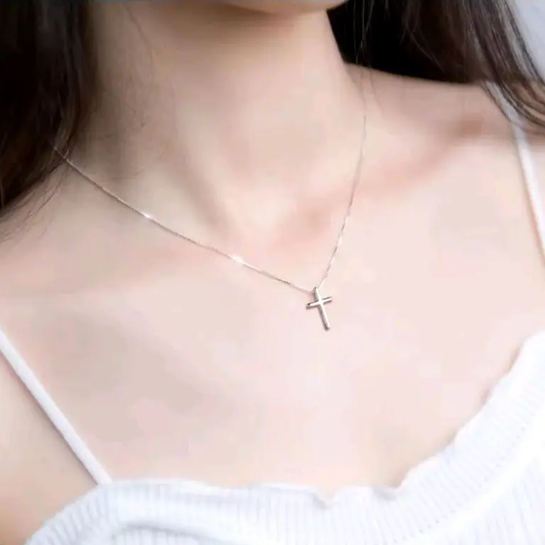 Kalung Salib Baja Rantai Titanium Silver Anti Karat Pria Wanita Stainless
