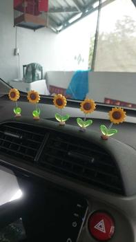 Product Review of Lucu bobblehead bunga matahari ornamen mobil bunga segar konsol tengah mobil ornamen kaca spion from S** y**m p**u 0