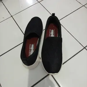 Estunice Sepatu Pantofel Wanita Paskibra Hitam Doff Dan Glossy Hak 3cm Sepatu Sekolah