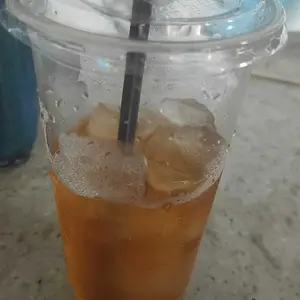 Botol Minum Stainless Mini Bisa Praktis Dimasukkan ke Dalam Saku Celana