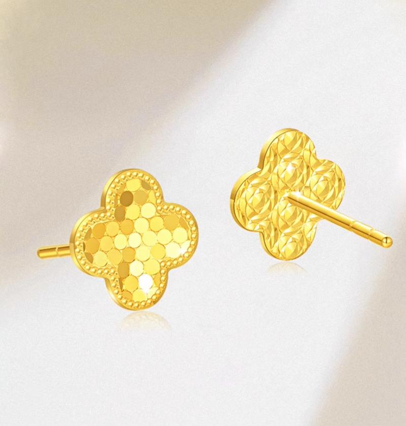 Product Introduction of 【Pre-order】Au999 Pure Gold 24K Shining Clover Fish-scales Daily Fashion Jewelry Earrings 4