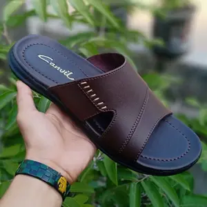 Canvil Sandal Pria Kulit Selop Casual Slop Kekinian Elegan Desain Modern Nyaman untuk Berbagai Kesempatan Trendi dan Modern