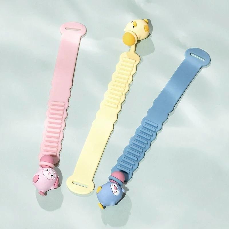 Kartun Toilet Lucu Toilet Seat Pegangan Bahan Silikon Warna Permen Anti Slip Toilet Lid Lifter