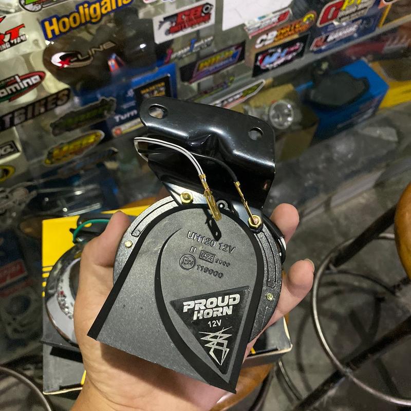 Klakson Bakpao UH UL Hornmitsuba Sepasang untuk Motor GL100 Impor - Motorcycle 3