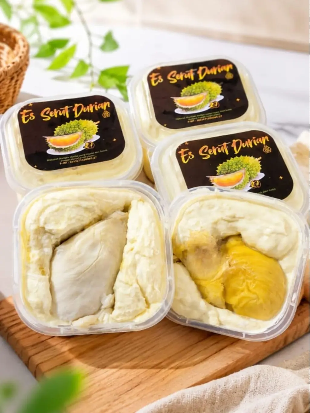 Es Serut Durian Lumer dengan Daging Durian Melimpah Sensasi Dingin Es Serut Durian yang Bikin Nagih