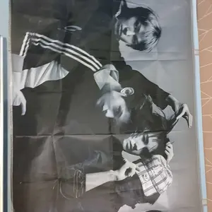 Bendera Custom Aespa Members American Flag Tapestry Kpop Merch Decor Bahan Tetron Asli Warna Pekat Full Printing Ukuran 40x60 cm hingga 100x200 cm Free Biaya Desain Bisa Pakai Foto Idol Kalian