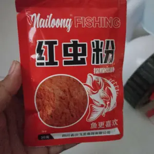 Bubuk cacing merah tas kecil dengan bau yang kuat Umpan