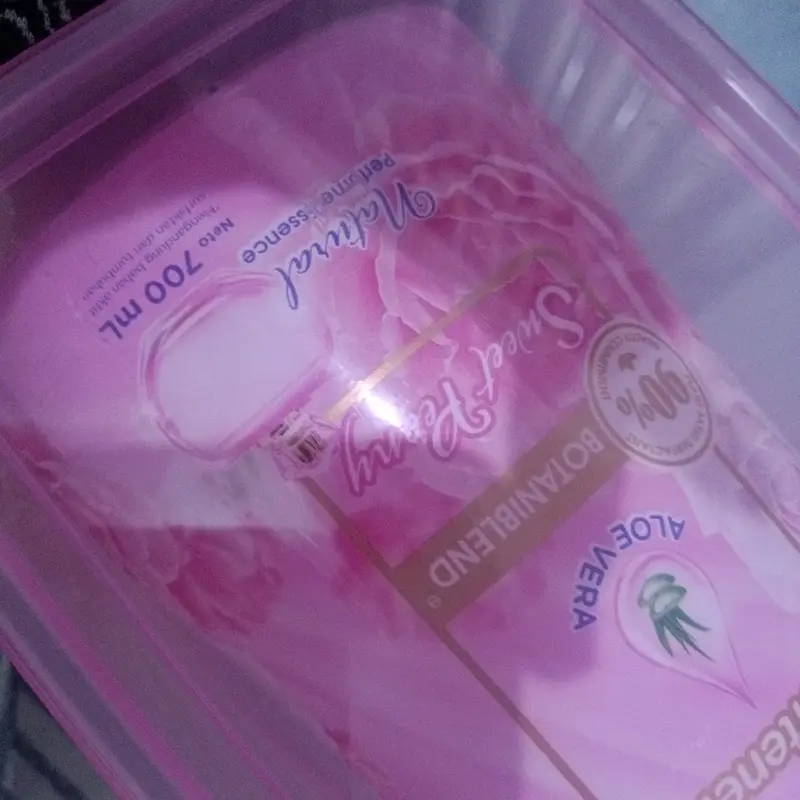 DETERGENT CAIR SOSOFT 700ML BONUS KOTAK LIMITED EDITION 6