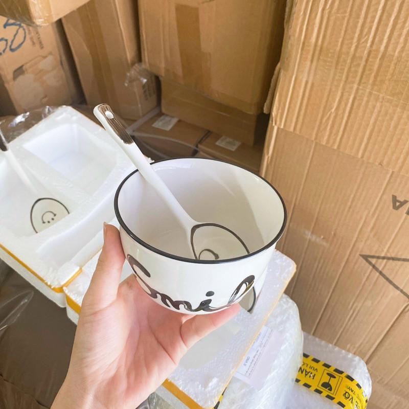 ( TẶNG KÈM 2 THÌA ) BỘ 2 BÁT SỨ KÈM THÌA HÌNH LỢN DỄ THƯƠNG 2