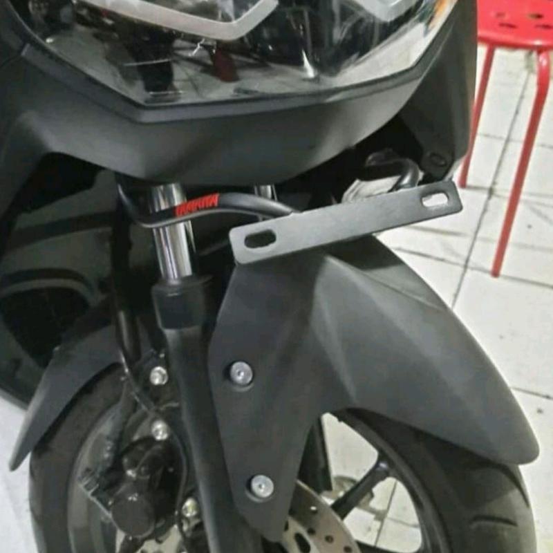 BREKET DUDUKAN PLAT NOMOR DEPAN YAMAHA NMAX NEW NMAX ALL SERIES 4