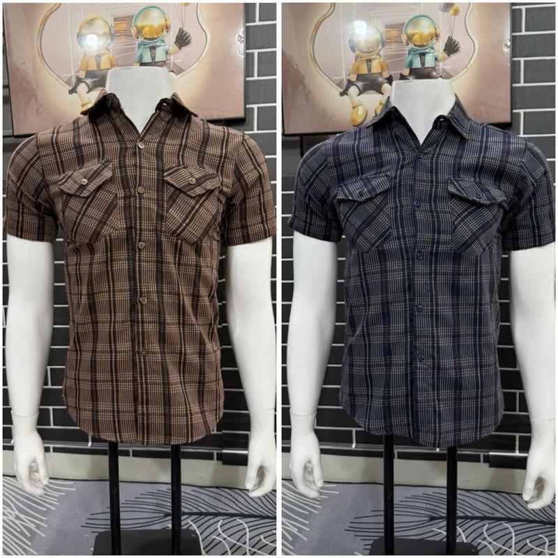 Áo sơ mi nam tay ngắn loang in chữ áo đôi fom đẹp phong cách boy phố màu xám trắng phối thêu 4 vạch ở tay áo