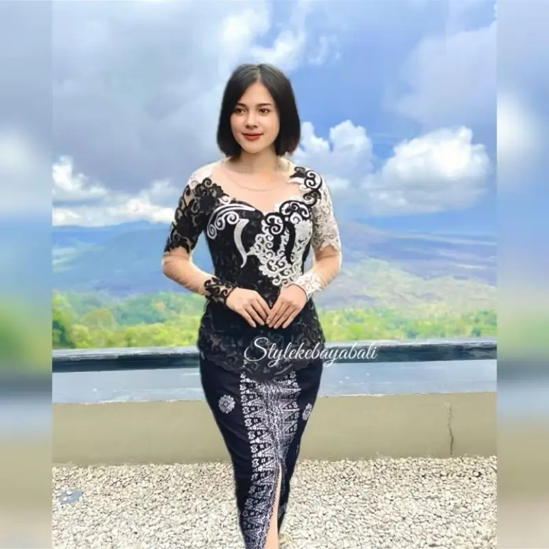 KEBAYA BALI TILESTIK MOTIF ELSA , KEBAYA WISUDA , KEBAYA KONDANGAN 1