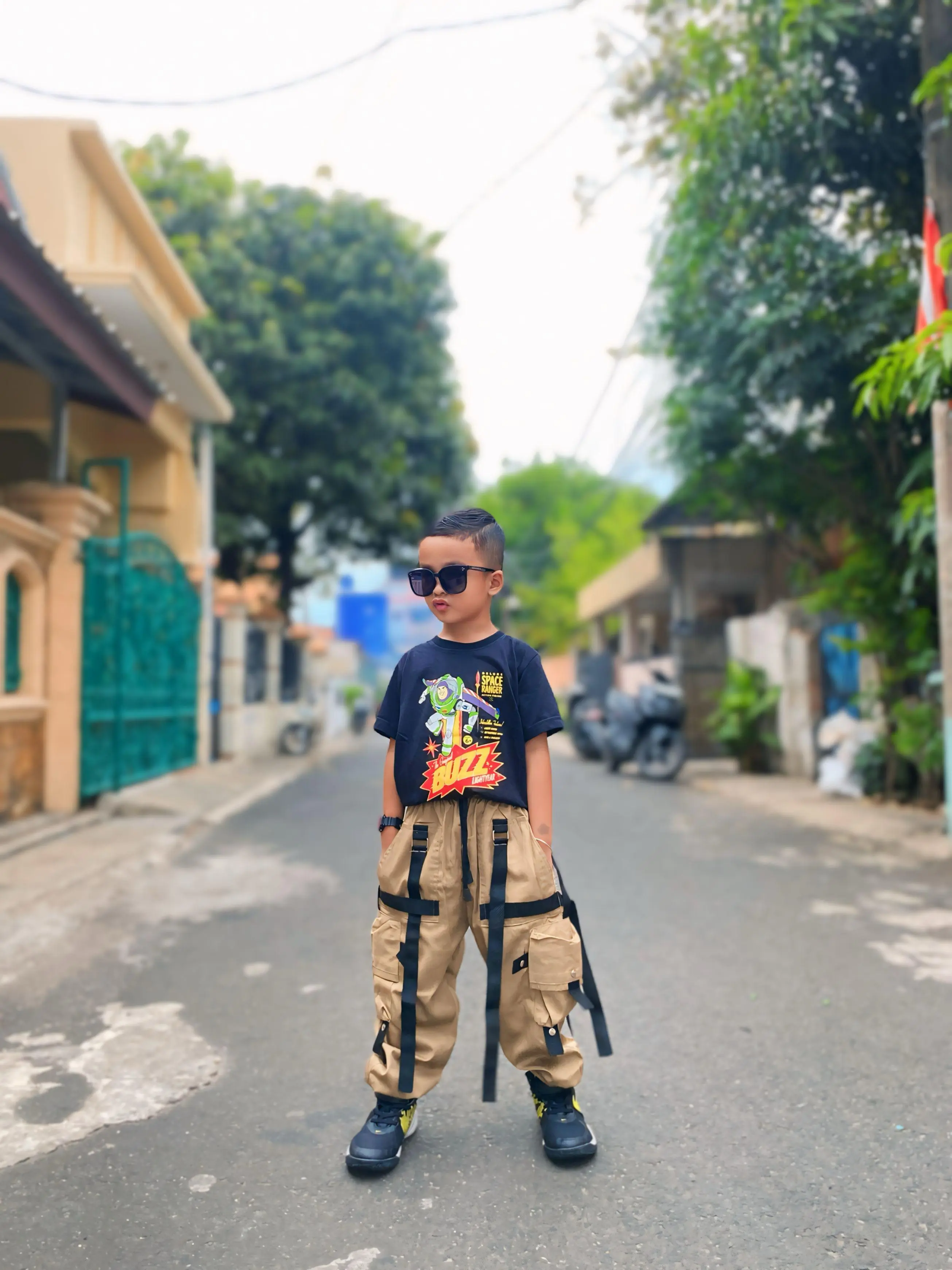 kaos retro / vintage gambar buzz light year limited anak usia 1-10th unisex Perempuan