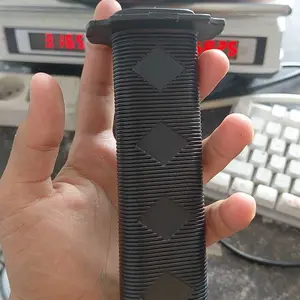 Mainan Roleplay Anak 3D Print Retractable Plastik Lembut Ringan Mainan Kreatif Interaktif untuk Bermain Peran Imajinasi Anak Properti Permainan Unik Mudah Dibawa Cocok untuk Hadiah