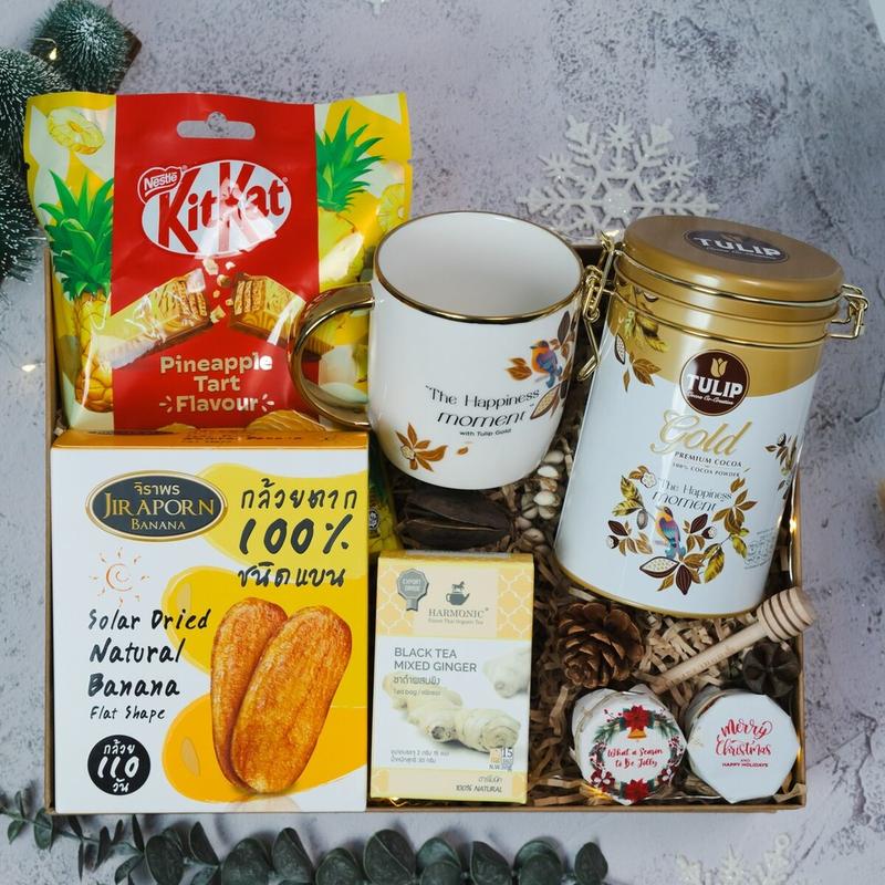 HoneySpree Holiday Warm Hugs Hamper Gift Box | Festive Snacks & Treats | Holiday Gift Box | Special Christmas Gift Idea 2
