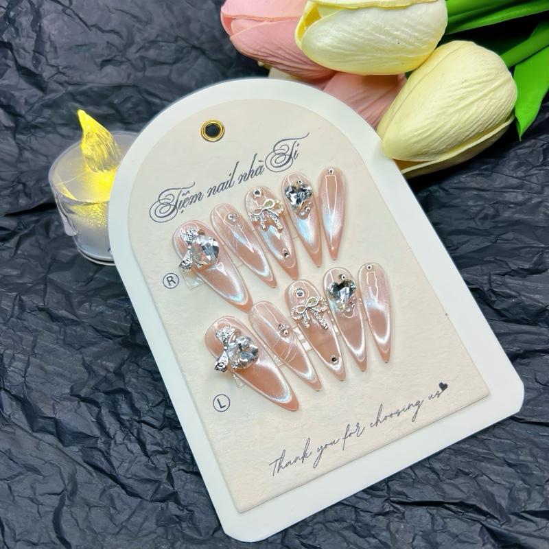  M127. Nailbox thiết kế mắt mèo ánh trăg màu thạch nude  nail cô dâu  kỉ yếu đi tiệc chơi lễ tết. 