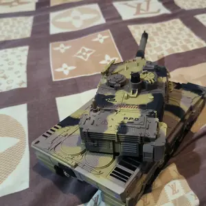 Rc war tank military rc tenk baja 13 channel keluar asap Remote Peluru Anak