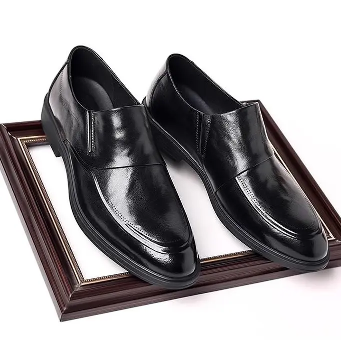 Sepatu kulit sapi asli pria terbaru tahun 2025, cocok untuk berbagai pakaian, anti licin, sepatu santai, tidak membuat kaki berbau, sepatu pria. 5