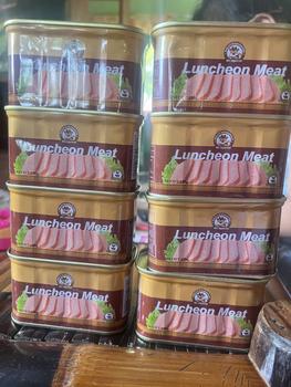 Product Review of 【Buy 2 Get 6 Free】Mr Squirrel Luncheon Meat  198g 8pcs Wholesale In Box (Mix Of Chicken & Pork/80% Pure Pork) Instant Food from r**4 1
