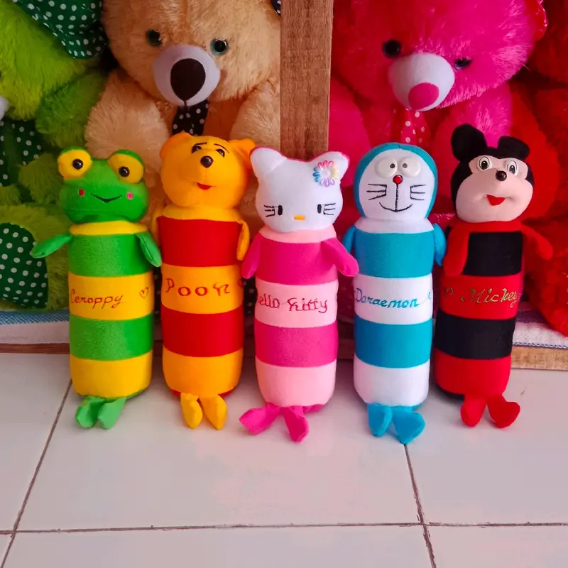 Boneka guling bayi karakter 30 cm 0