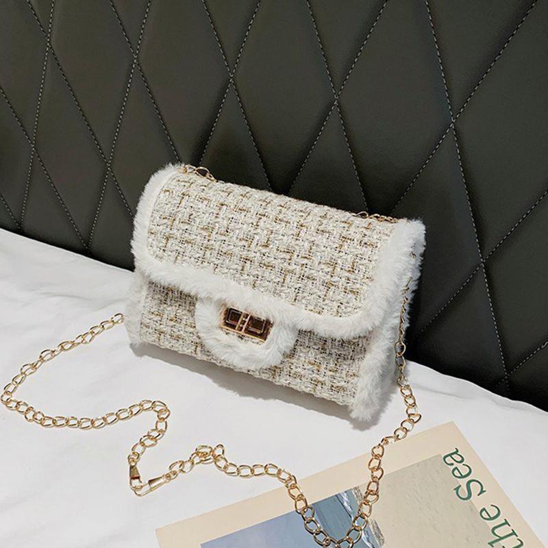  Túi vuông Nhỏ đeo vai dây xích cho nữ Hợp Xu hướng và Thời Trang Phong cách Thường Ngày và thời trang Bền # FashionBag # WomenStyle # TrendyLook # TrendyWomenBags # WomenChainSquareBag # Túi Xách Thường Ngày và Phong Cách # DurableFashionBag 