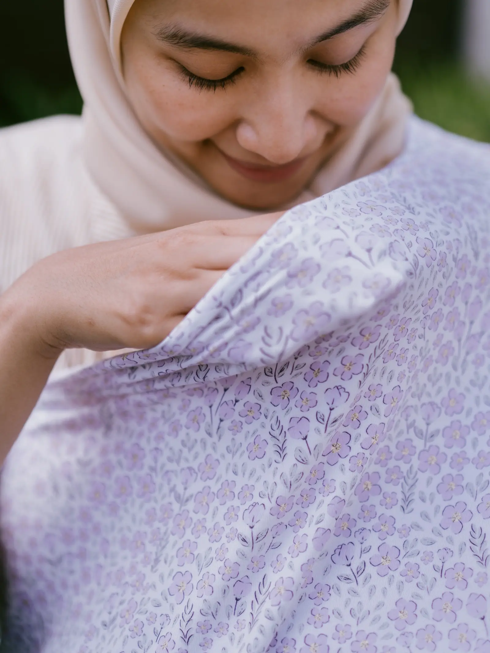GAIL (Bamboo Multi-Purpose Nursing Cover) cover