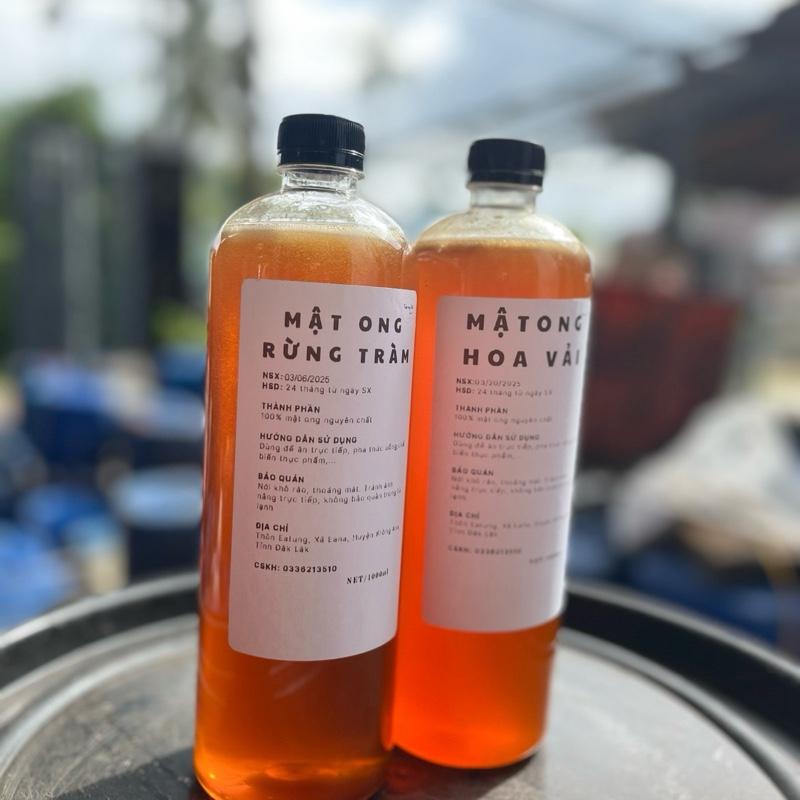 Combo 2 lít gồm 1 lít mật ong rừng tràm và 1 lít mật ong hoa vải nhà nuôi Trại ong Thỉ dung tích 1000ml chai