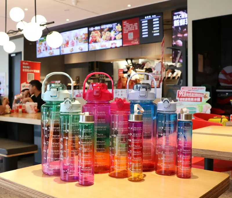 FoodGrade Botol Beranak 2 Liter + 1000ml + 500ml Botol Minum Viral 1 set BPA FREE Plastik Putih Sedotan Bottles Kitchenware 1