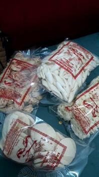 Product Review of PAKET GURIH MANTUL 10 MIX 4 BUNGKUS 1 KG [ BUNCIS,PESER,SANGGUL UDANG,MAWAR] 1 KG KHAS PALEMBANG  Kemplang from @**i 0