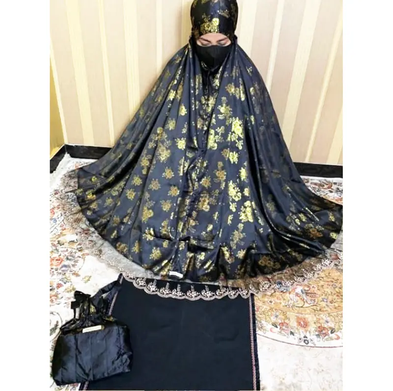 Mukena Kemewahan Bahan Sutra Hitam Motif Gold & Silver Ukuran Jumbo 5