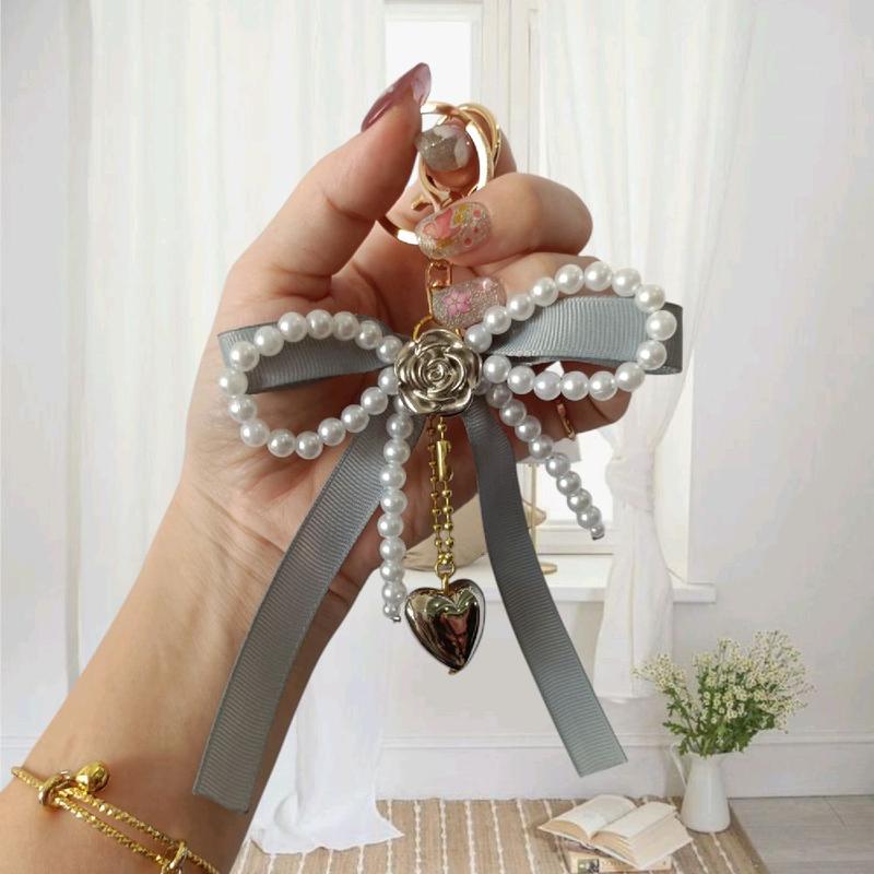 Gantungan Kunci Amy Mutiara Pita / Gantungan Tas Amy Mutiara Pita 4