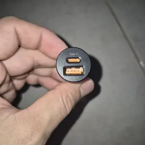 Essager PD30W USB Tipe-C Pengisi Daya Mobil Mini Pengisian Cepat Pengisian Cepat untuk IP Huawei Samsung Tipe C PD QC 3.0 Ponsel SUV Pengisi Daya Mobil