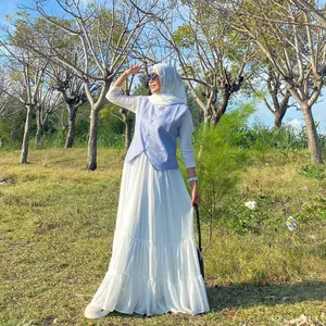 Rok ceruty sudah pake furing kaos super mayung lingkar bawah 9-10m