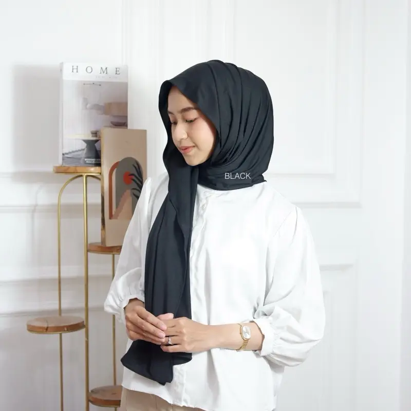 Pashmina Oval Jersey Hitam