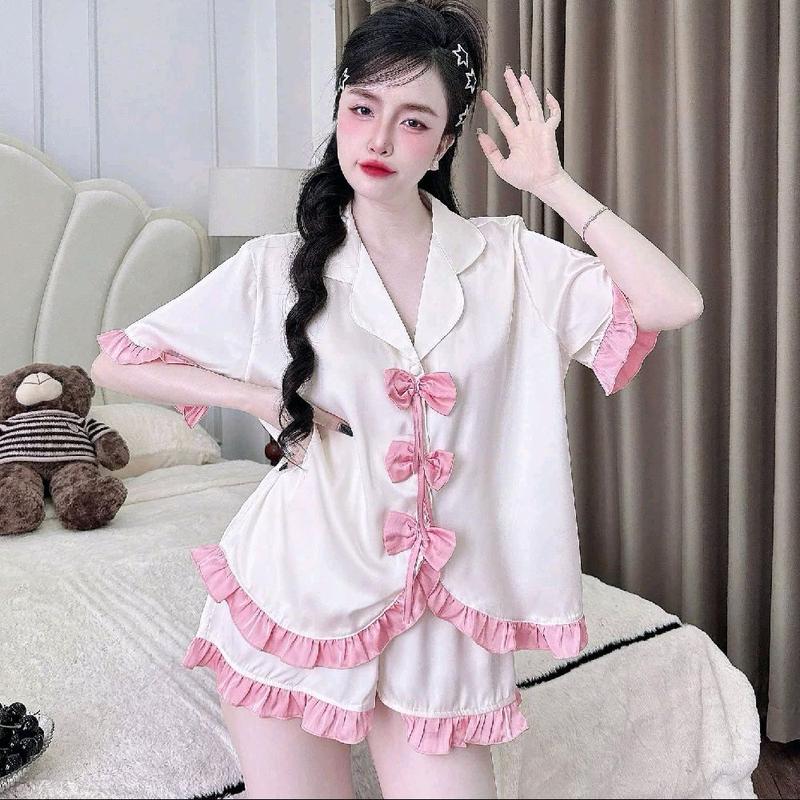  Đồ Bộ Mặc Nhà Feesize Dưới 65Kg Tay Ngắn Quần Đùi - Hàng Thiết Kế Cổ Sơ Mi Viền Bèo 3 Nơ Lụa Latin 