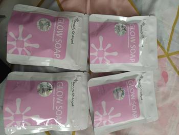 Product Review of Glow Soap With Retinol & Niacinamide By Dr Richard Lee sabun pencerah wajah dan badan untuk memudarkan flek hitam kerutan jerawat dan mencegah penuaan dini BPOM Perawatan Tubuh Mencerahkan Wangi from l**a 2