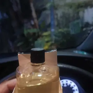 【COD】Pengharum Mobil LED Terbaru - Aroma Menenangkan & Menyegarkan, Aman untuk Ibu Hamil, Pembersih Udara Pintar dengan USB