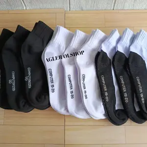 Mix Warna 3 Pasang Kaos Kaki Hitam Putih Pendek Ukuran SD SMP SMA - Kaos kaki Anak Sekolah Model Pendek Ukuran Diatas Matakaki Fashion