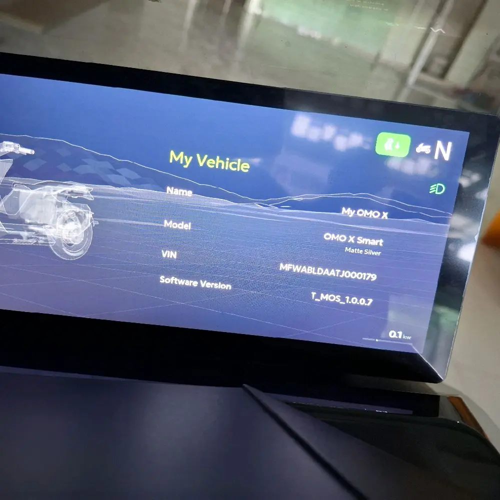 OMO X Smart My Vehicle Display dengan VIN MPWABLDAAJ000179 dan Software Version 7_MOS_1.0.0.7
