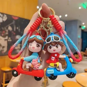 Gantungan Kunci Lucu Kartun Sepeda Motor untuk Anak Laki-Laki & Perempuan, Liontin Pasangan Mobil yang Trendi untuk Tas Sekolah