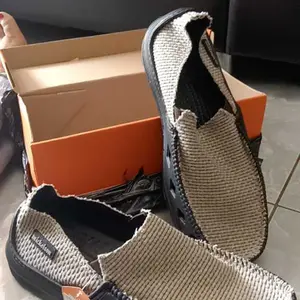 SEPATU PRIA ARDILES COURTNEY MICKELSON SLIP ON TRENDY SPORTY TERBARU