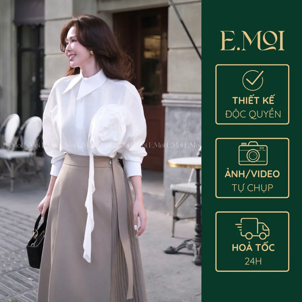 Áo sơ mi form suông cổ lệch gắn hoa E.MOI