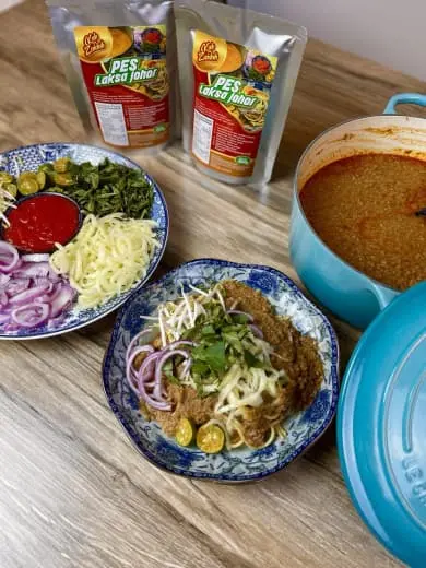 Kak Zaidah Pes Laksa Johor