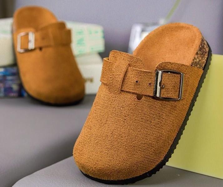 Product Introduction of Half-pack sandals, new fashion for children, retro style, suitable for all seasons, for boys and girls, outdoor sandals for toddlers, non-slip soles, head wrap. 17