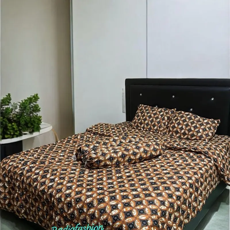 BEDCOVER MOTIF BATIK (SELIMUT SAJA) Lembut Katun deperse 3