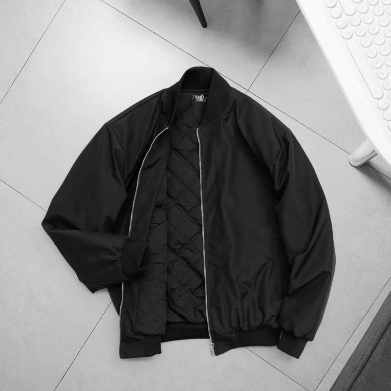    DUSO x HOÀNG CHĂM CHỈ   Áo Khoác Gió Bomber Lót Trần Bông 