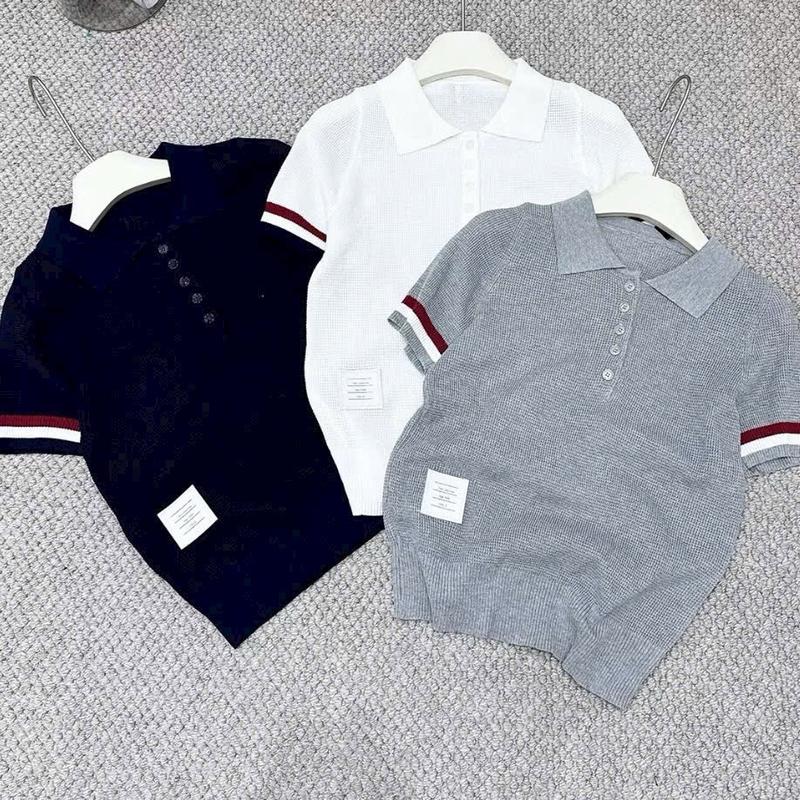 Áo mongtoghi kẻ viền tay thêu đáp miếng trang trí chất thoáng mát.