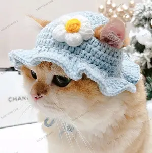 Topi Kucing Bunga dari Rajutan Lucu untuk Anabul