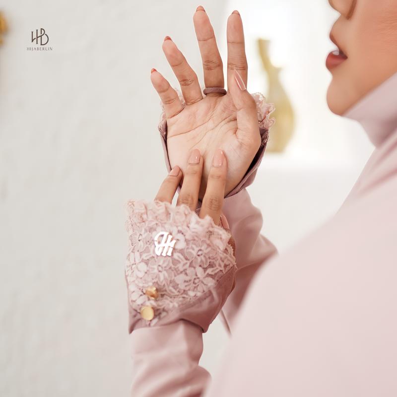 HIJABERLIN - Handsock Ring Luxe I Sarung Tangan Sholat, Manset Cincin Tangan, Aksesoris Haji & Umroh 3