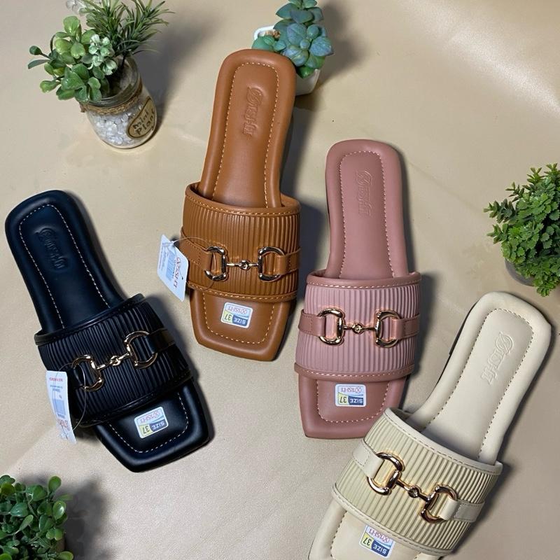 ISHI Sandal Selop Wanita Casual Terbaru Super Empuk Anti Slip Sendal Cewek Karet Shoes teplek premium 0